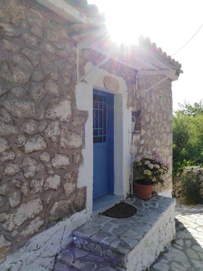 Lefki's House